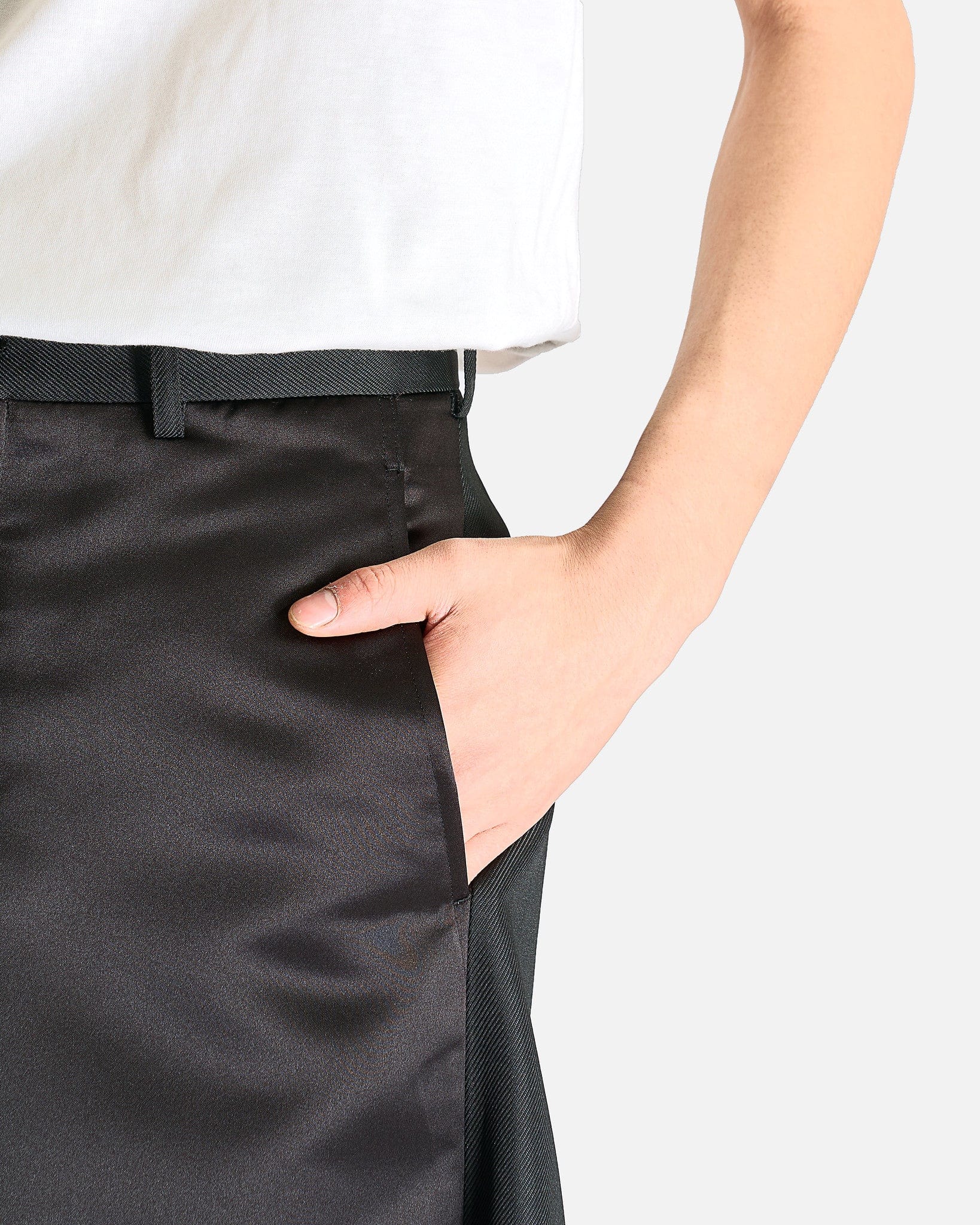 Shorts in Black - Image 4