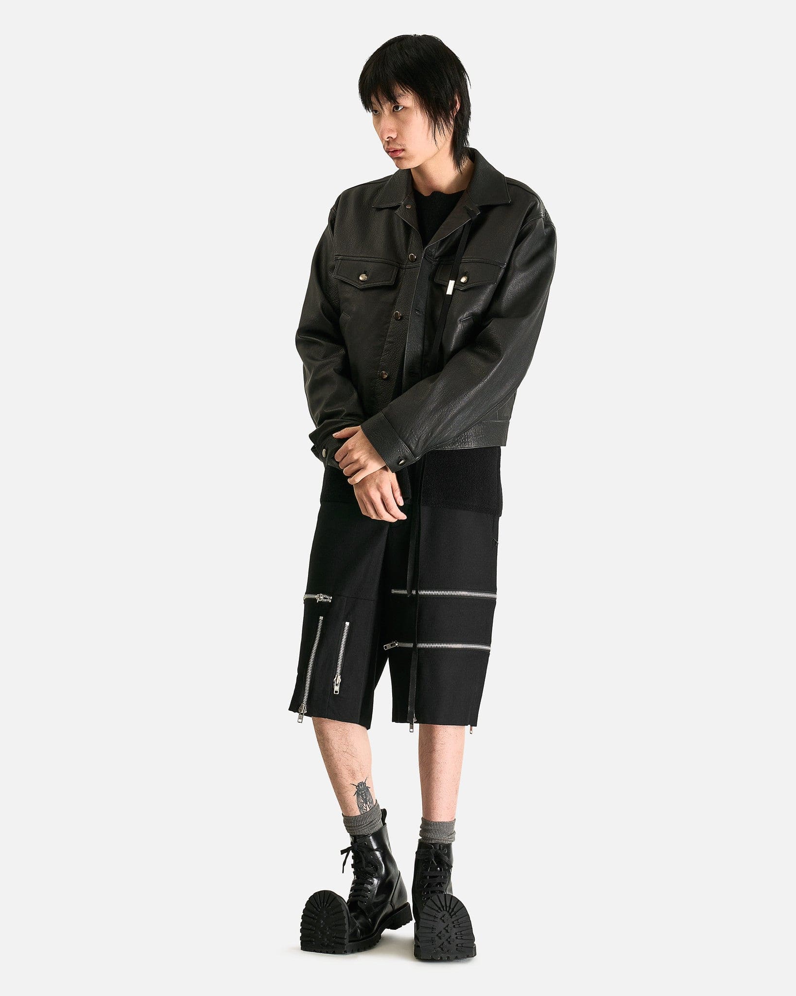 Zipper Shorts in Black - Image 6