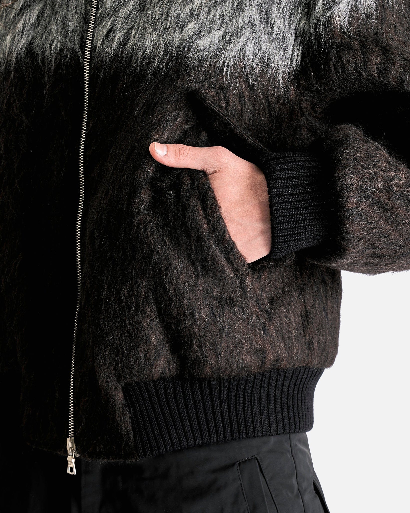 Verso Tris M.W Jacket in Dark Brown - Image 4