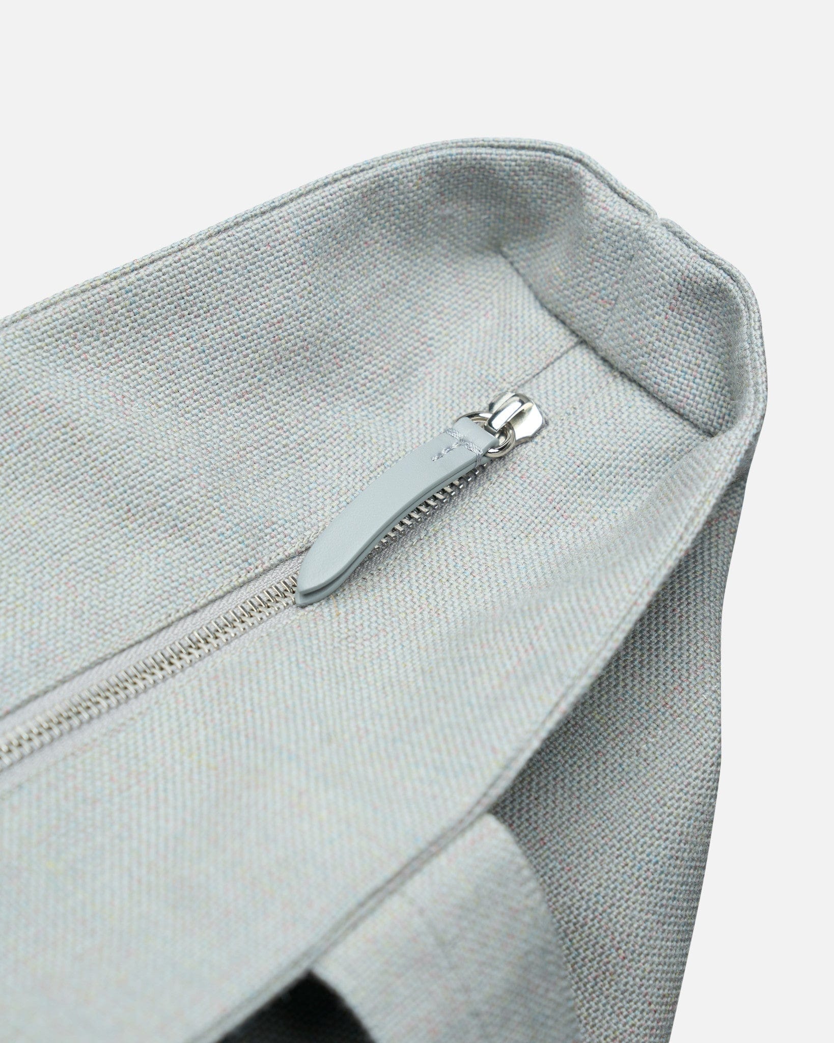 Technicolor Fleck Tote Bag in Grey - Image 3
