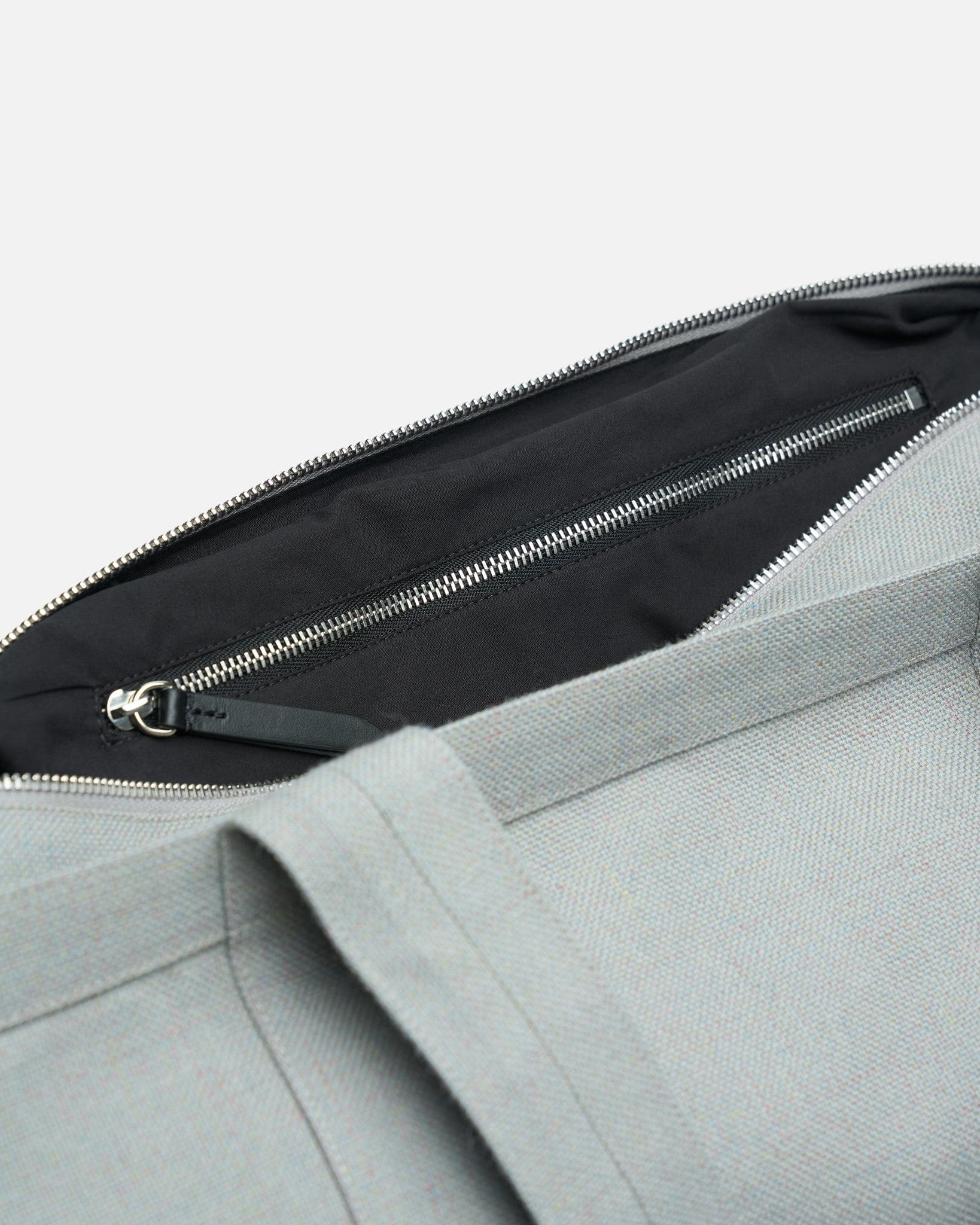 Technicolor Fleck Tote Bag in Grey - Image 4