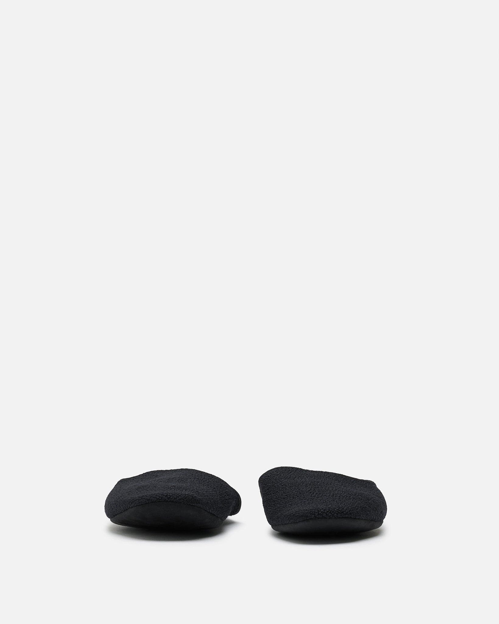 Vidar Slippers in Black - Image 3