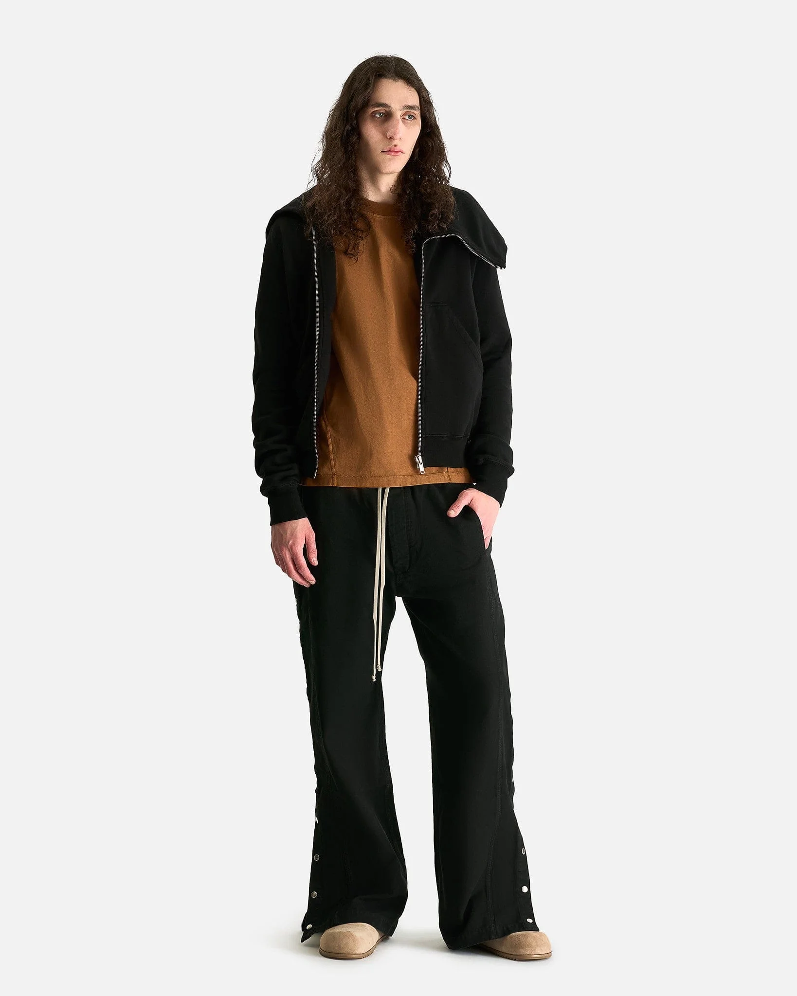 Pusher Pants in Black - Image 6