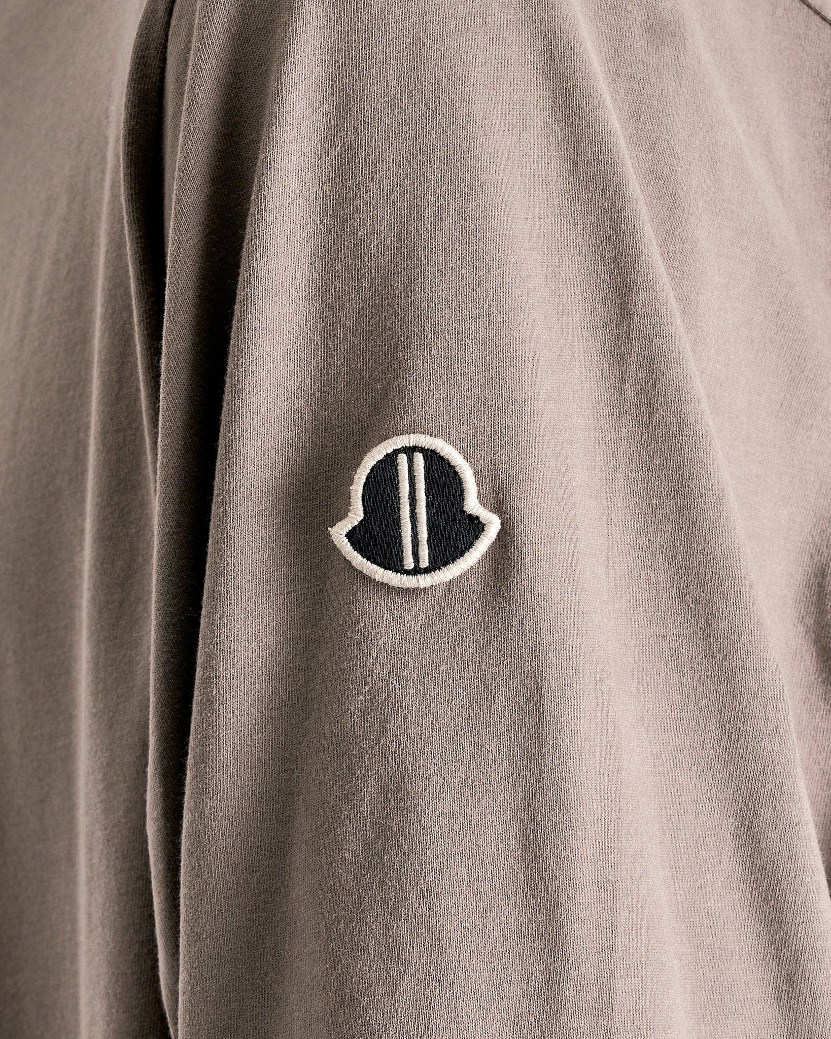 Moncler Crewneck Short Sleeve T in Dust - Image 4
