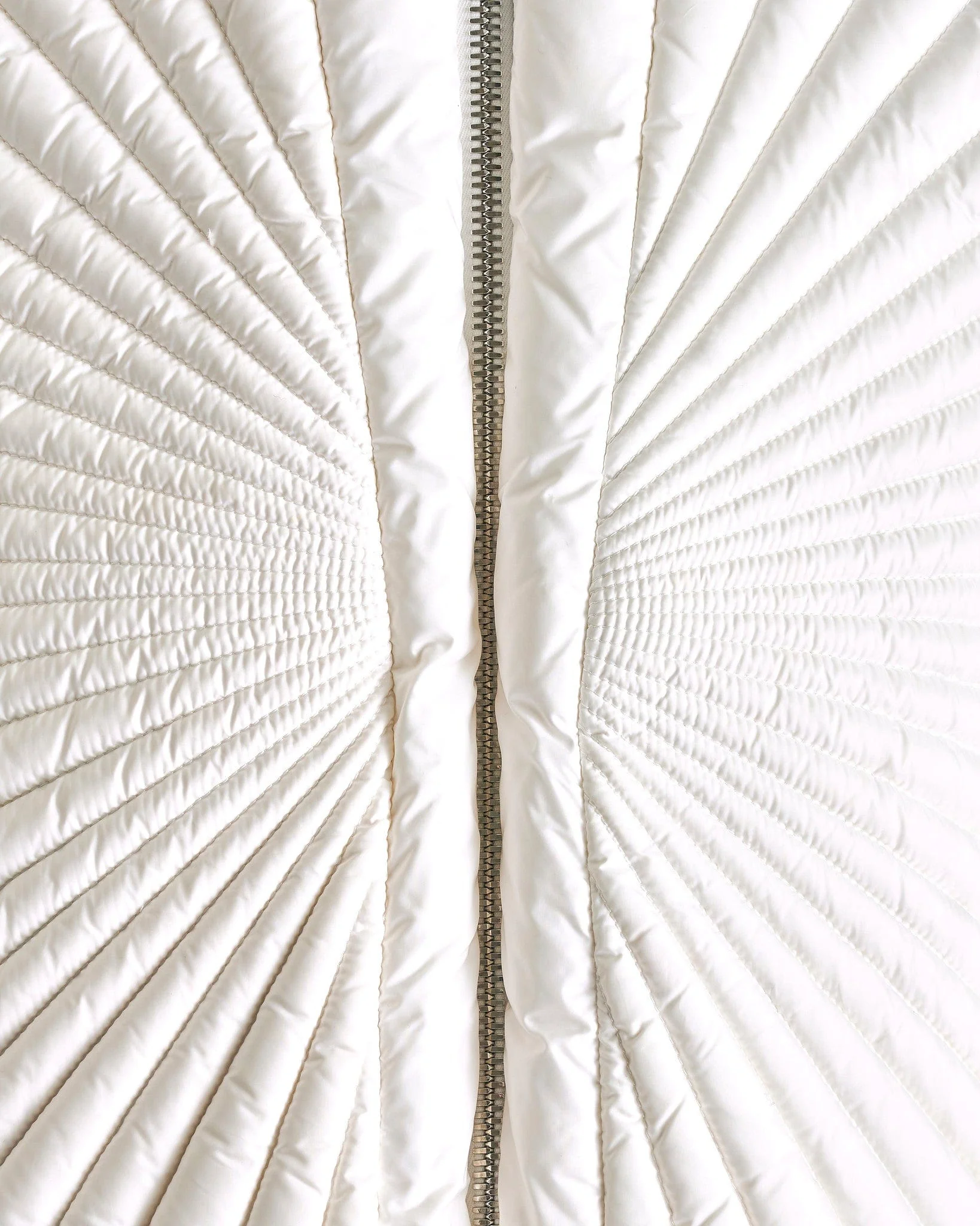 Moncler Radiance Peter Jacket in Milk - Image 5