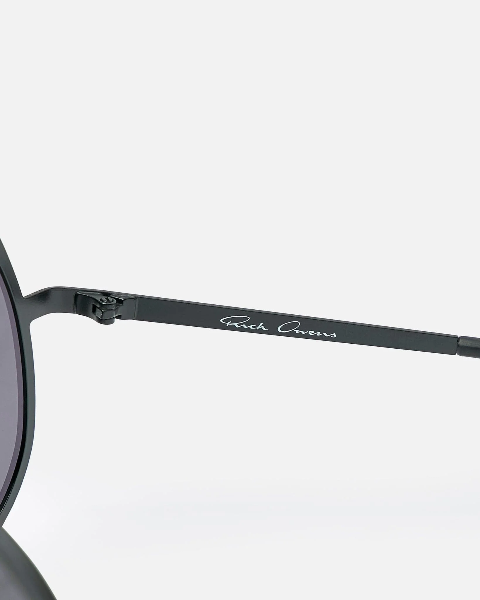 Shield Sunglasses in Black - Image 4