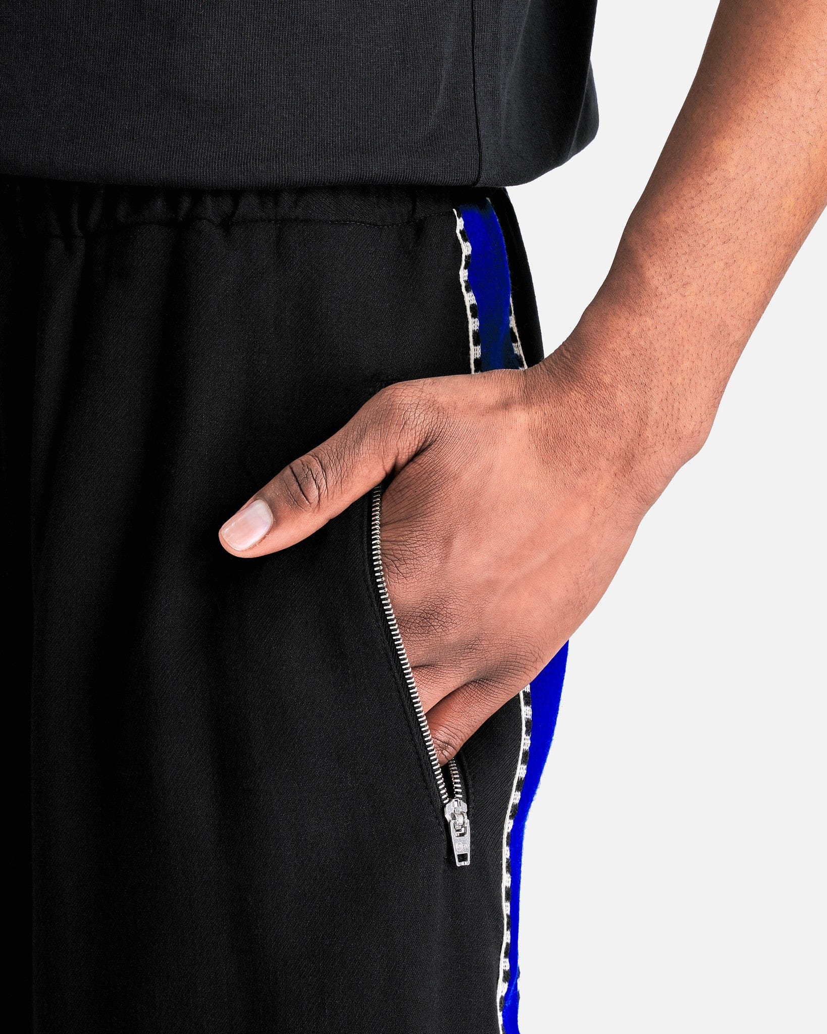 Revelation Shorts in Black - Image 5