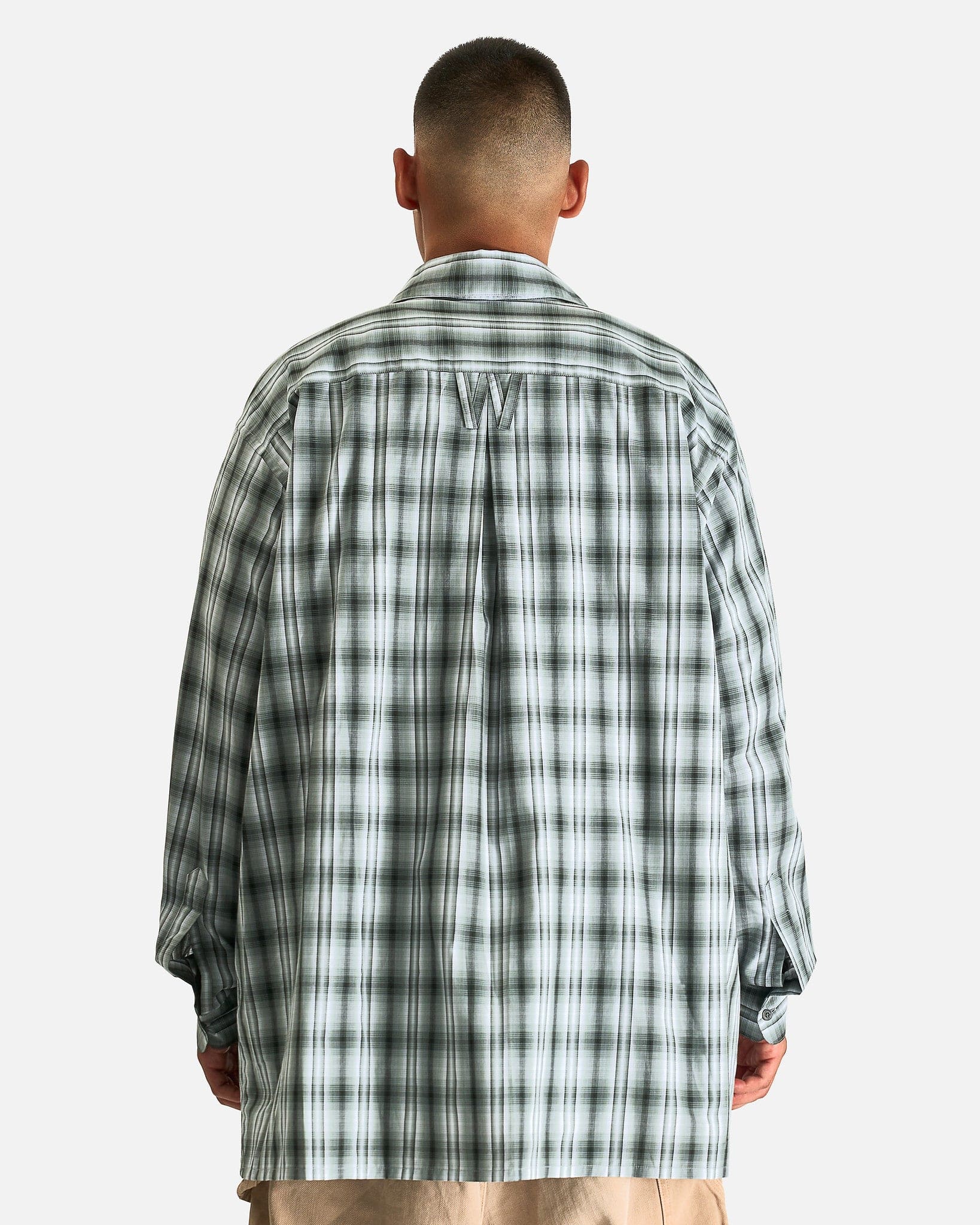 Point Collar Dress Shirt in Shadow - Image 3